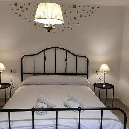 Apartamento Avenida Ainsa Luaran gambar