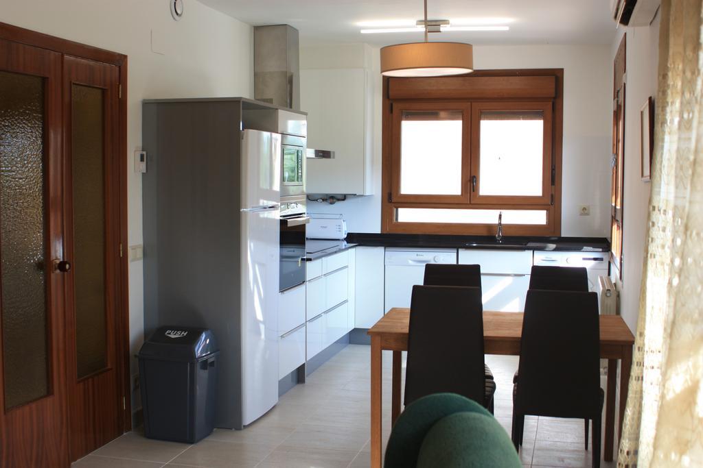 Apartamento Avenida Ainsa Luaran gambar