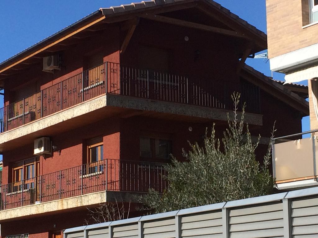 Apartamento Avenida Ainsa Luaran gambar